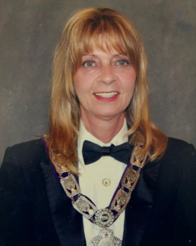 Teresa (Mills) Johnson